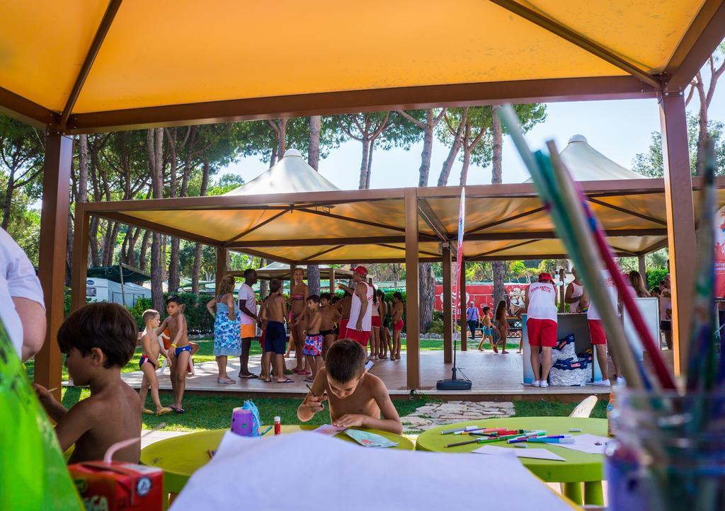 Holiday Village Fondi Dış mekan fotoğraf