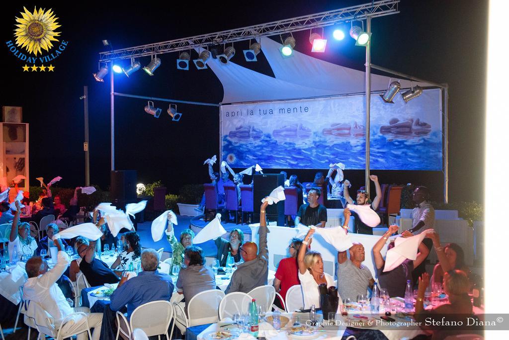 Holiday Village Fondi Dış mekan fotoğraf
