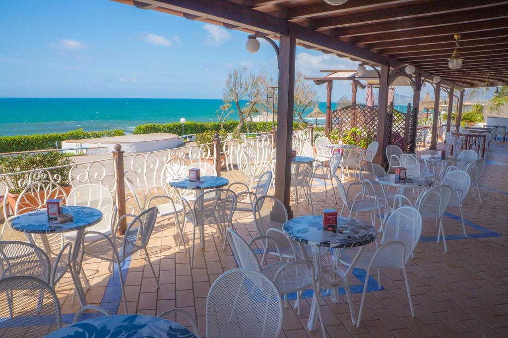 Holiday Village Fondi Dış mekan fotoğraf